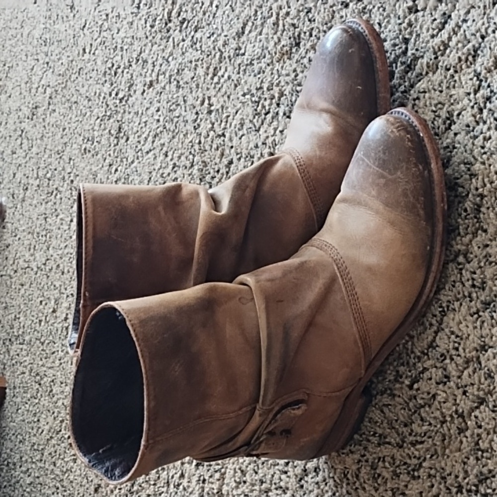 Leather slouch boots size 8.5M